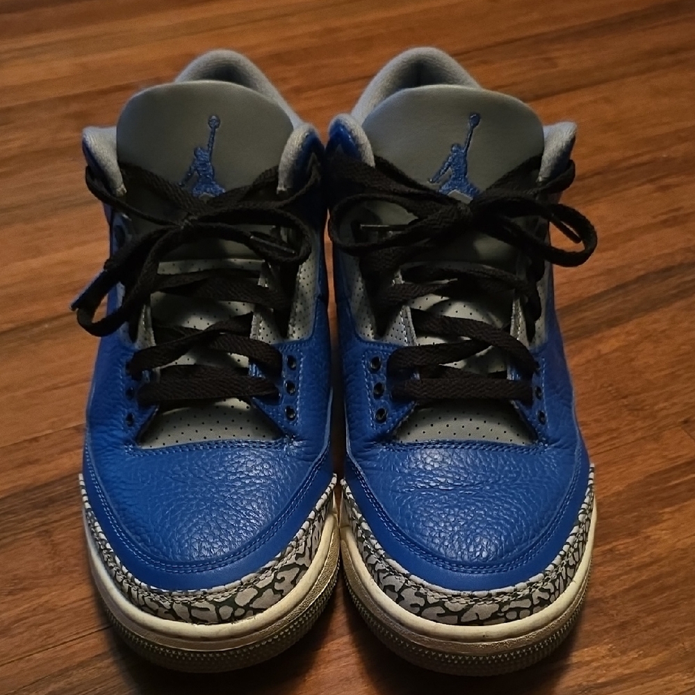 Jordans 3 Retro Varsity